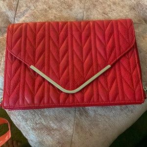 Red clutch
